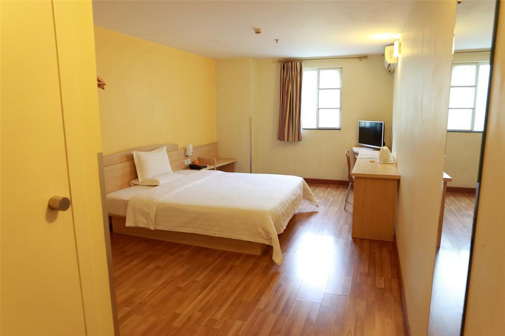 7Days Inn Guilin Railway Station الغرفة الصورة