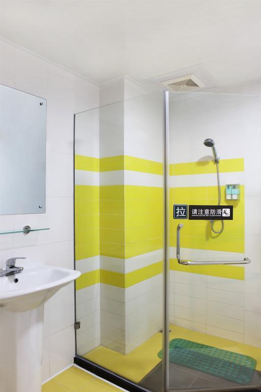 7Days Inn Guilin Railway Station الغرفة الصورة