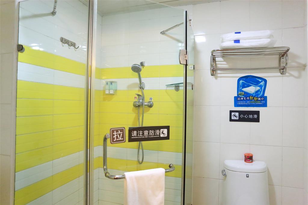 7Days Inn Guilin Railway Station الغرفة الصورة