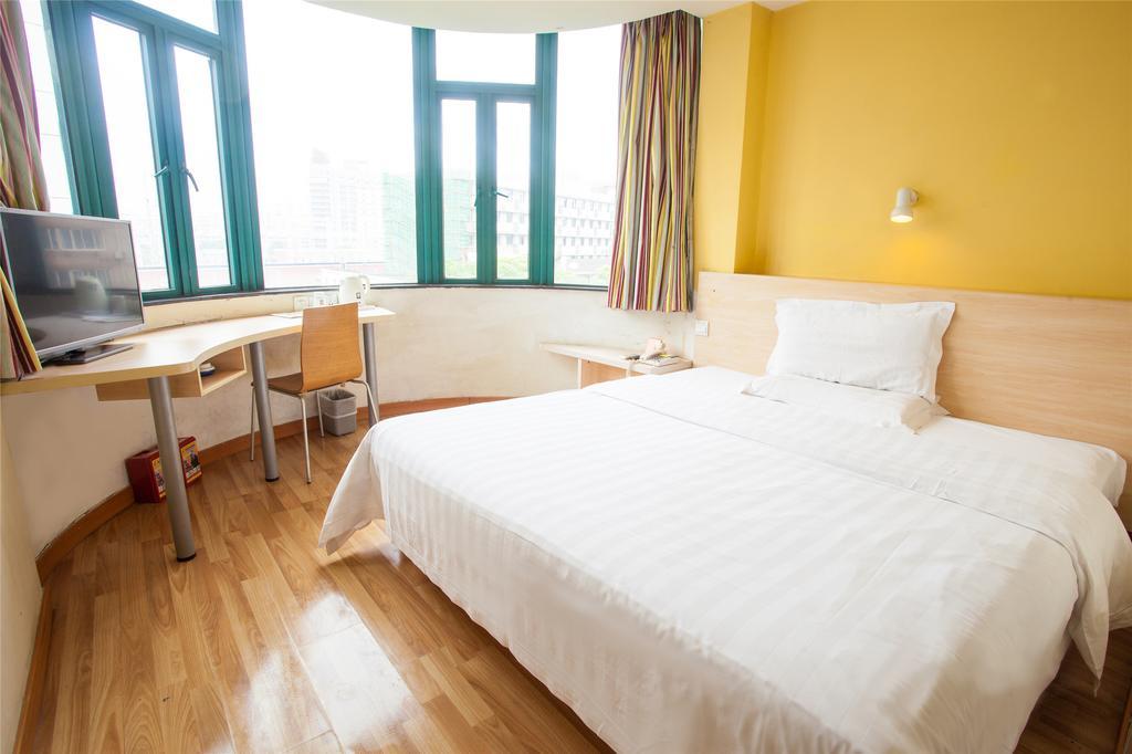 7Days Inn Guilin Railway Station المظهر الخارجي الصورة